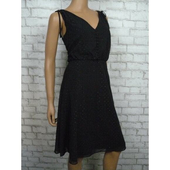$168 Gal Meets Glam Black Swiss Dot Vneck Elora Fit & Flare Dress 4 NWT - Picture 4 of 9